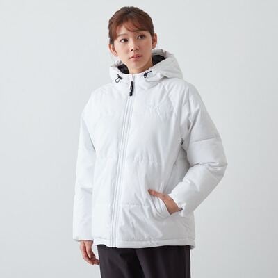 首元までしっかりあたたかい蓄熱ジャケット