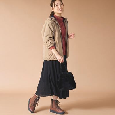 シンプルなデザインで着こなし広がる