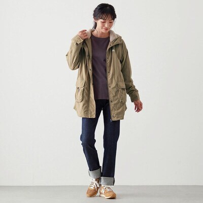 体型カバーもできる長め丈パーカ