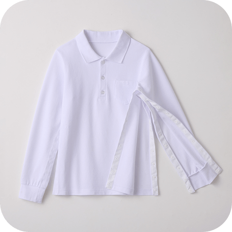 袖から裾まで開いている服