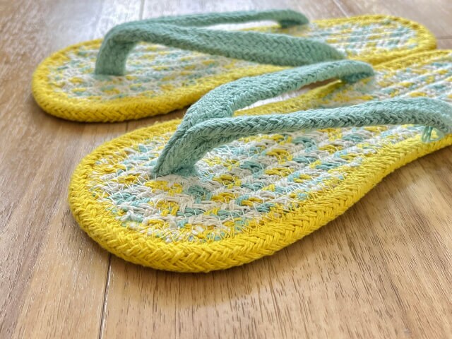 タオルの上を歩くような感覚