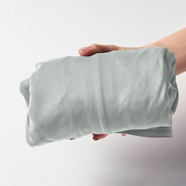 小さく畳めて持ち運び便利に