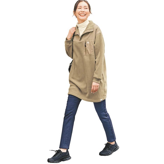 シューレースを結んだままで、サクッと脱ぎ履きOK