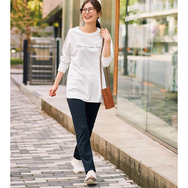 表側の撥水加工で汗ジミになりにくい！