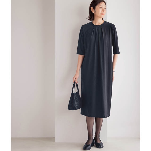 女性らしさと気品を備えたワンピース