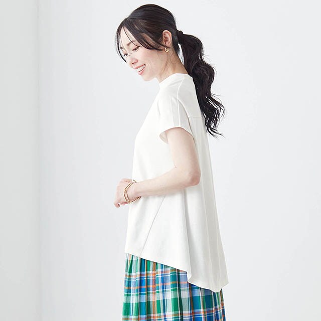 サイド切替えでさりげなくスタイルアップ