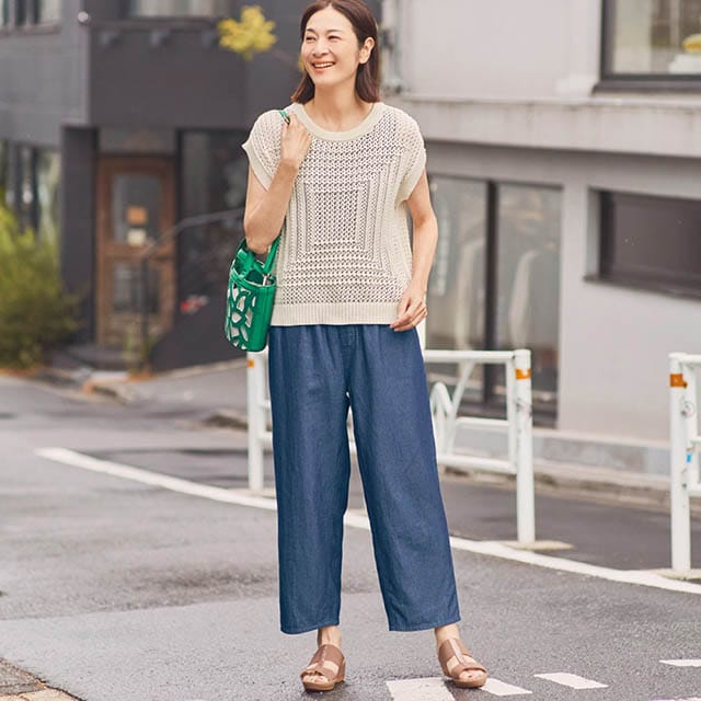 家はもちろんお出かけ時にも活躍するガーゼパンツ