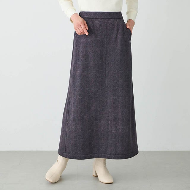 上品なのに毛布のようにあたたかい裏ベロアを使用したボンディングスカート