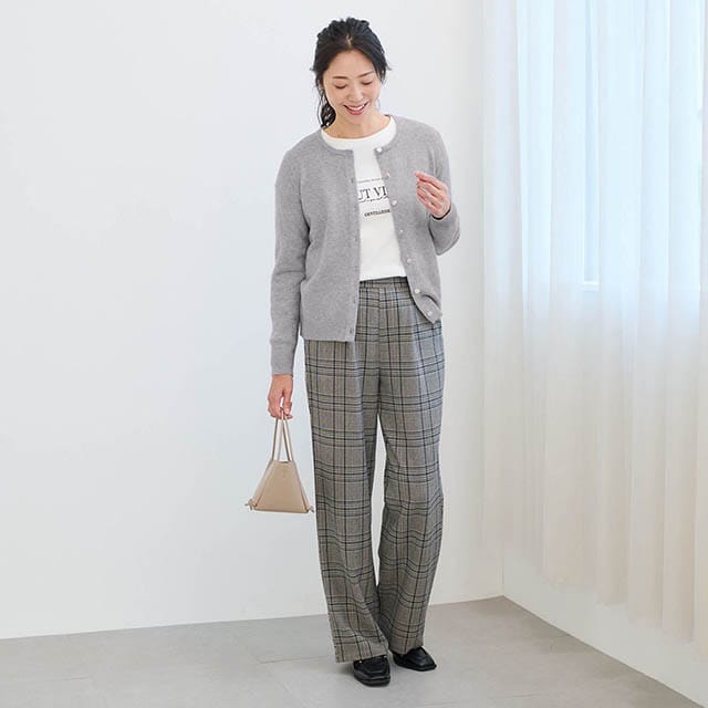 ワイドパンツやボリュームのあるスカートとも好相性
