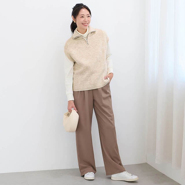 ほどよい厚みで着ぶくれせず、アウターにもインにもOK