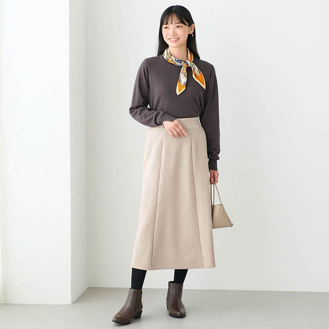 接ぎを前にもってきているので縦ラインがすっきり見え