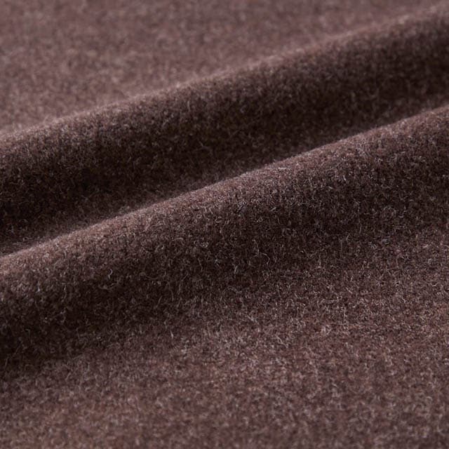 よそ行き感のあるウールライク素材