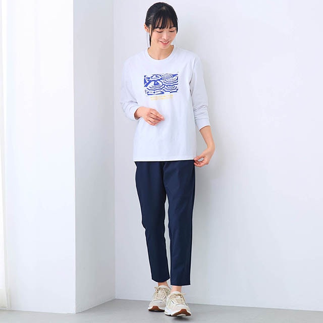 日傘のように太陽の光をブロックするサンスクリーン機能付き