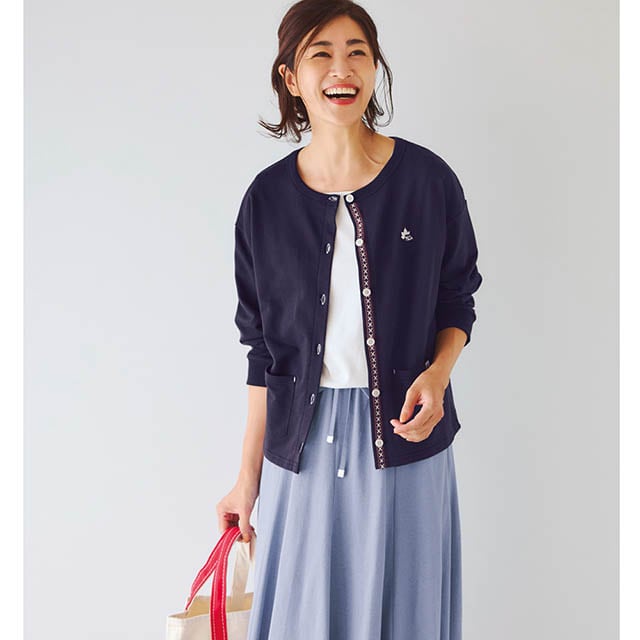 前立てのチロリアンテープがポイントのミニ裏毛カーディガン