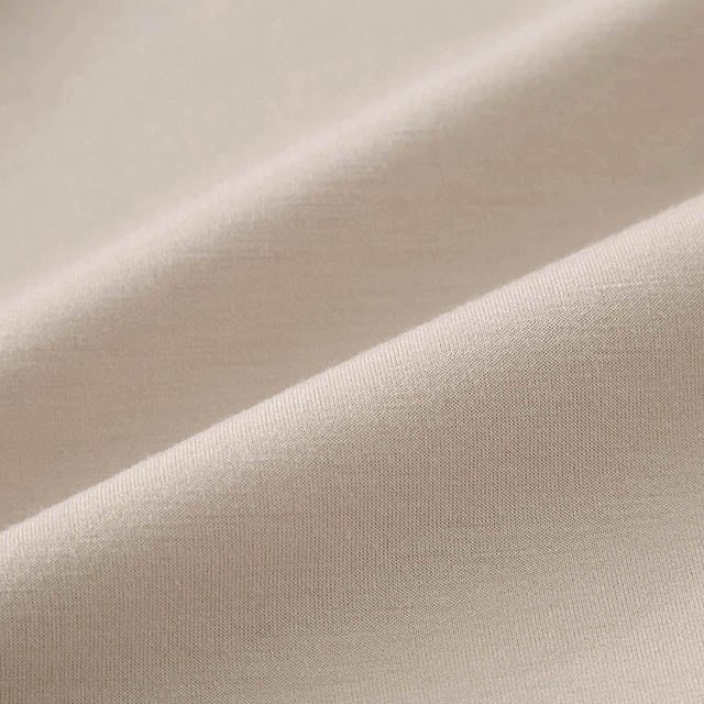 レーヨン混でキレイ見えするダンボール素材