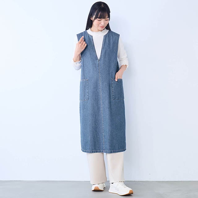 便利な前ポケットデザイン