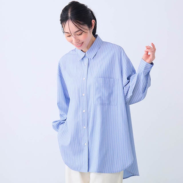 ゆとりのあるシルエットが体型カバーしながら着やせ効果も