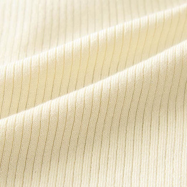 やわらかく肌あたりの優しいレーヨン素材