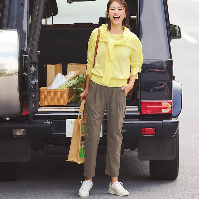 長時間はいてもラクで動きやすい！ストレッチ性抜群のストレートパンツ