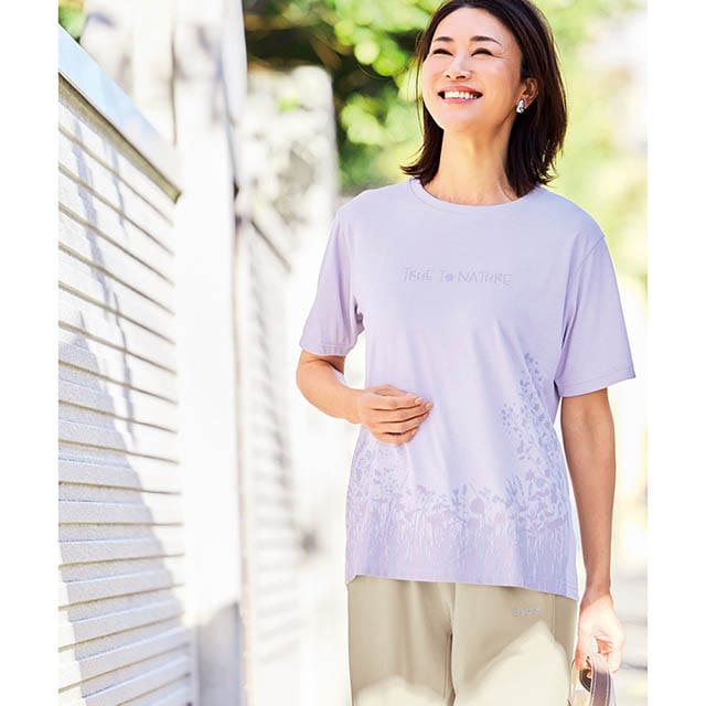 木陰にいるような涼しさを体感するプリントTシャツ