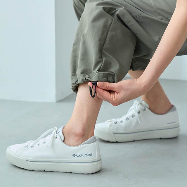 裾はドロスト仕様で調整が可能