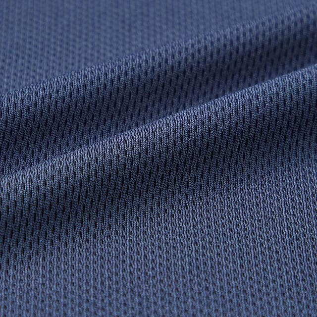 風の通る薄手の裏側メッシュ素材