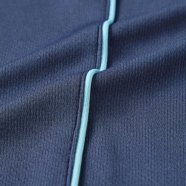 吸汗速乾・UVケア機能付き