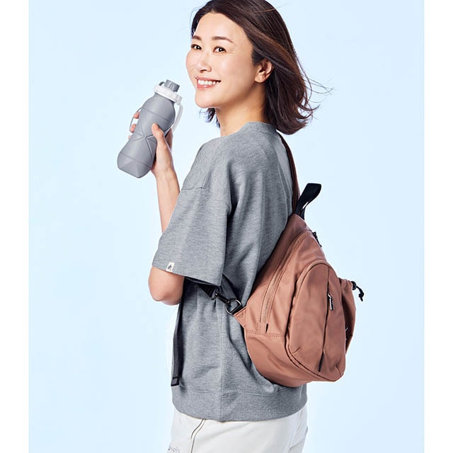 「両手がフリーになる」「ずり落ちてこない」「カジュアルすぎないデザイン」そんなバッグが欲しい方におすすめ！