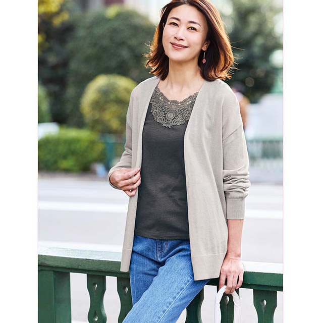 サラリと重ね着が叶う2WAYタンク