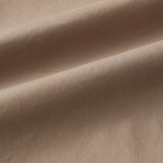 軽やかで清涼感のある布帛素材