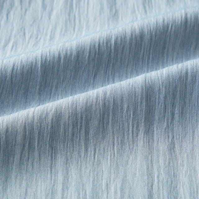 さらりとした風合いで無地でものっぺり見えない杢調素材