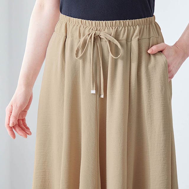 ウエスト総ゴムでラクチン