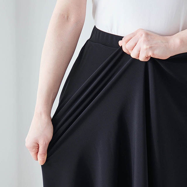 ストレッチ入りのカットソー素材だから動きやすい