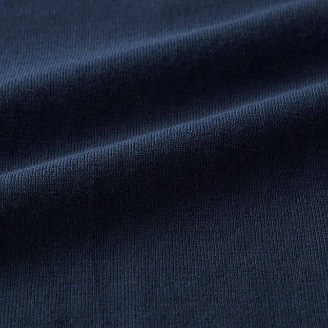 夏らしいシャリ感があり、ひやっと涼やかな着心地