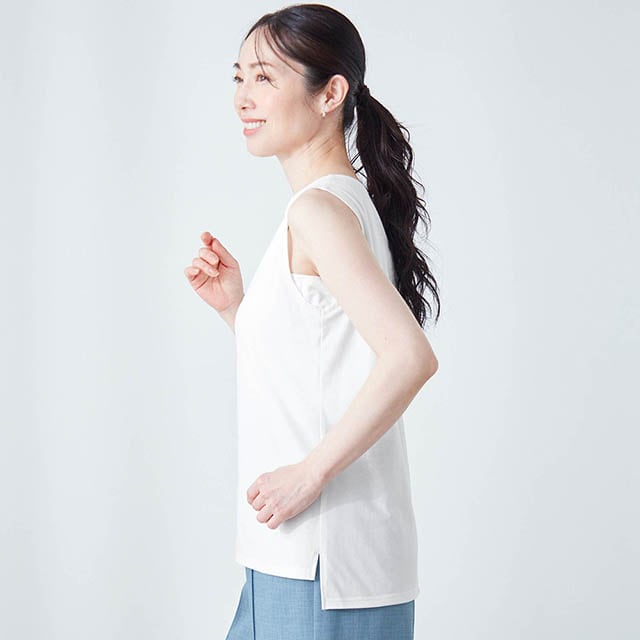 タンクトップは脇見え防止仕様