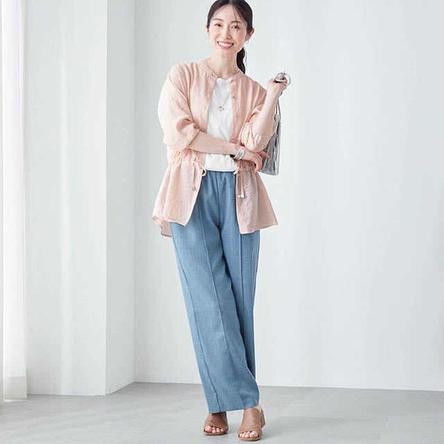 バランス良く着られるタンクトップがセットだから、インに悩まずコーデが決まる