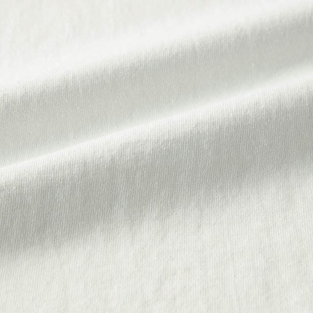 身頃は夏にうれしい肌ざわりの綿100％カットソー素材