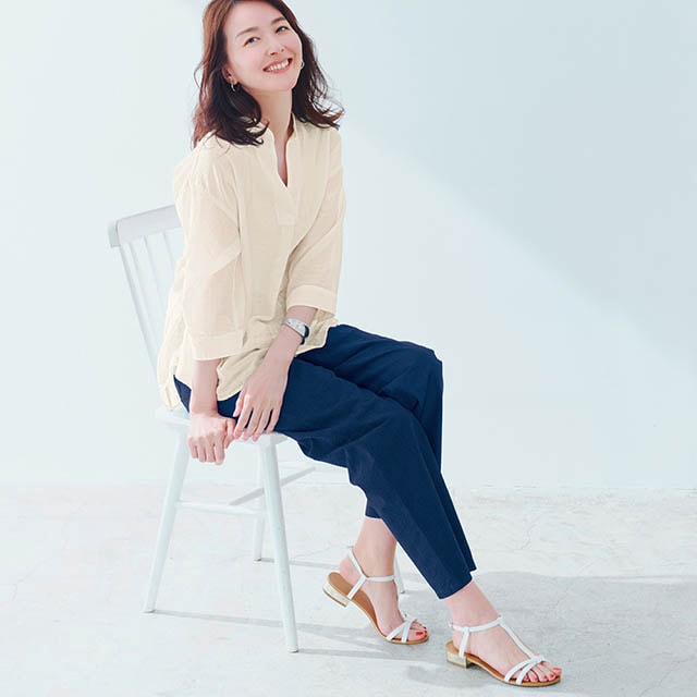汗ばむ季節も張り付きにくい快適な着心地のテーパードパンツ