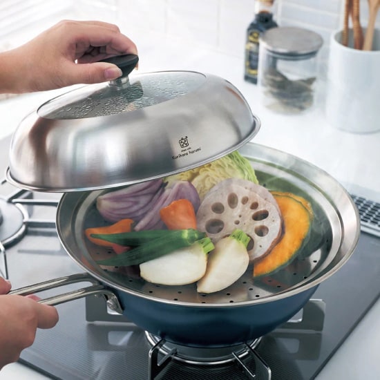 手軽に蒸し料理!調理具合が見えるガラス窓付きフライパン用 ドーム型蒸し器 手軽に蒸し料理!調理具合が見えるガラス窓付きフライパン用 ドーム型蒸し器