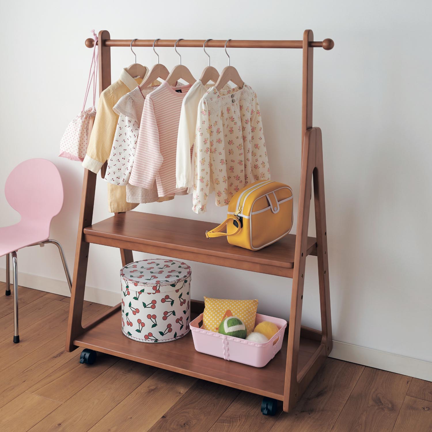 11 9まで大型送料無料 角にまるみをつけた子ども用ハンガーラック 通販のベルメゾンネット 11 9まで大型送料無料 角にまるみをつけた子ども用ハンガーラック 通販のベルメゾンネット