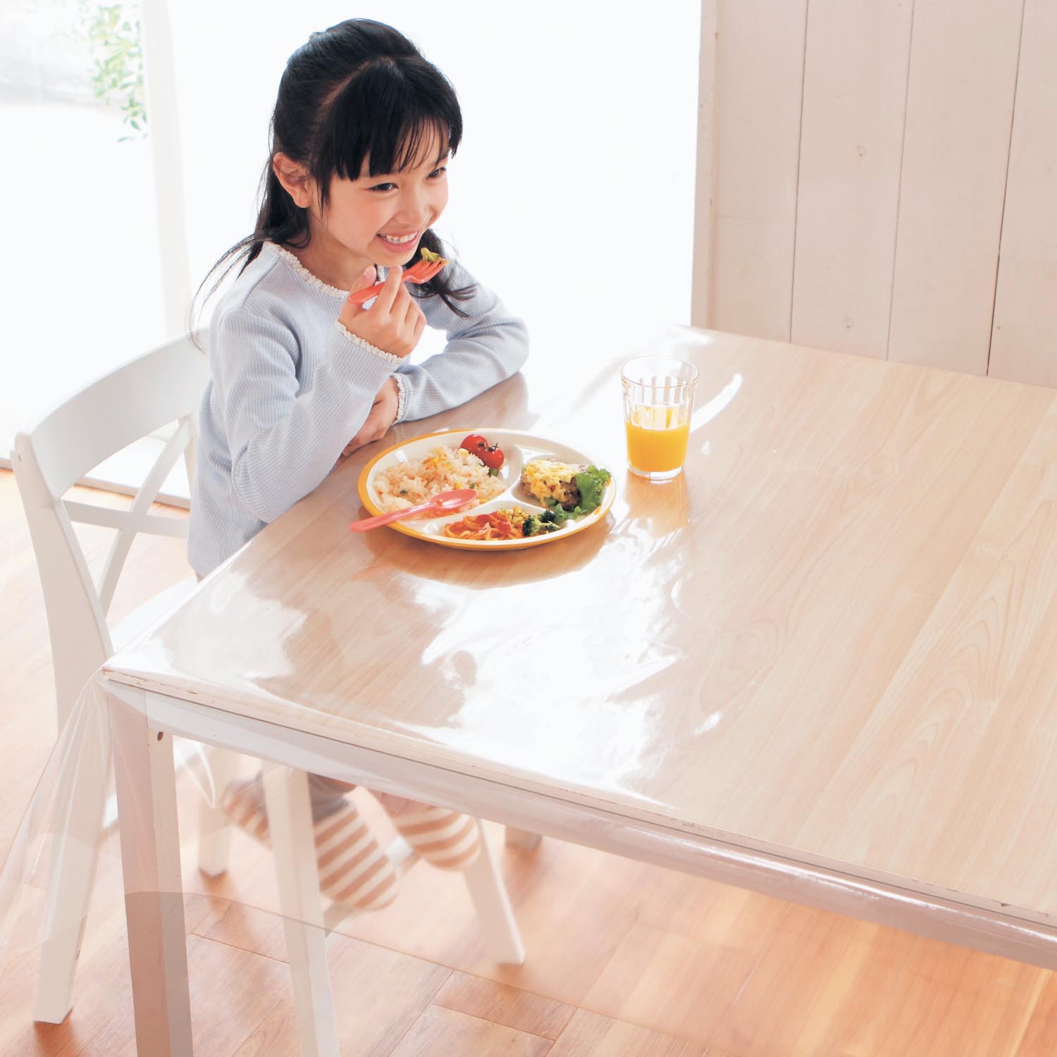 【ベルメゾン】汚れにくい静電気防止透明テーブルクロス