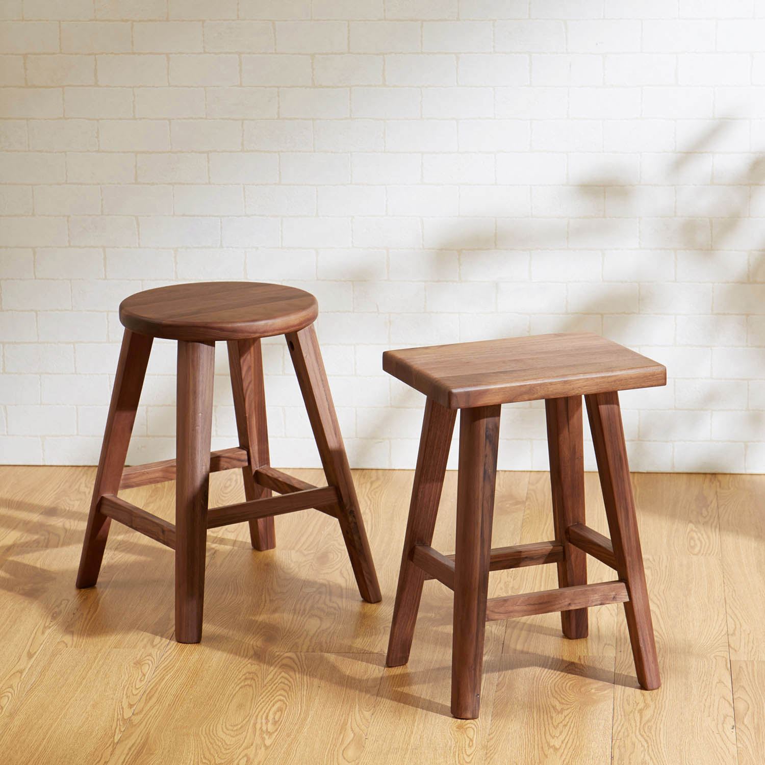 【ベルメゾン】天然木のスツール