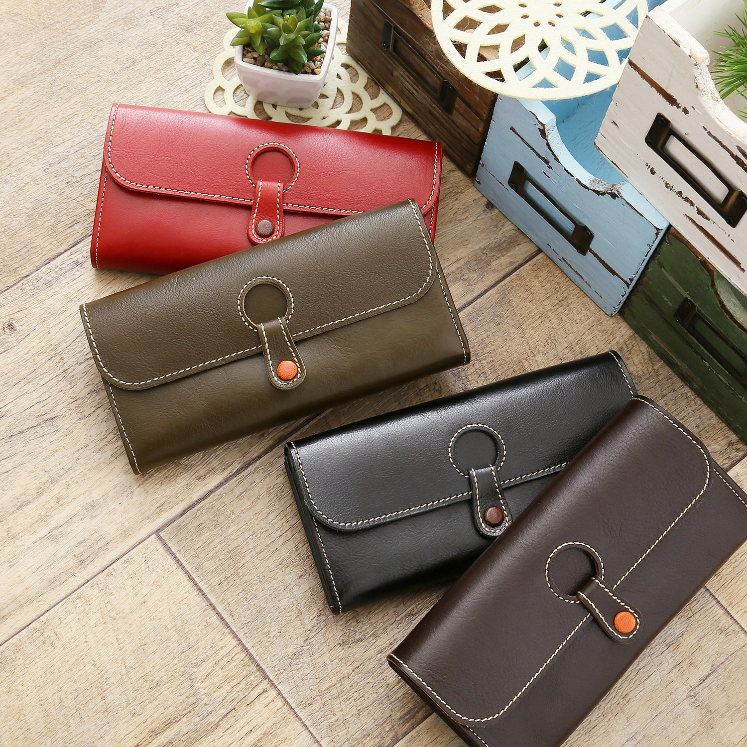 日本製 たっぷり収納できる 裏生地ドット柄がかわいいレザー長財布 通販のベルメゾンネット 日本製 たっぷり収納できる 裏生地ドット柄がかわいいレザー長財布 通販のベルメゾンネット