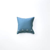 アッシュブルー(刺繍)／クッションカバー・同色2枚セット