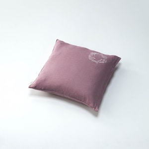 モーブ(オーナメント刺繍)／クッションカバー・同色2枚セット