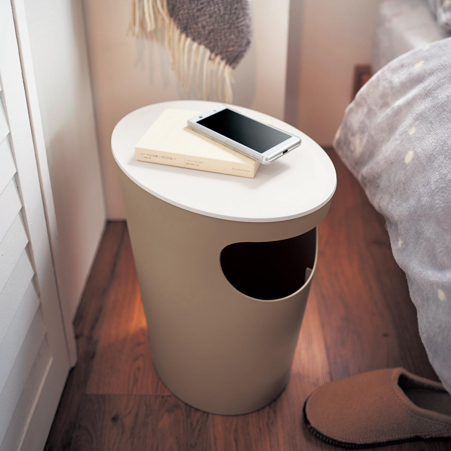 【アイムディー/I'mD】サイドテーブルにもなるリビングゴミ箱[日本製]