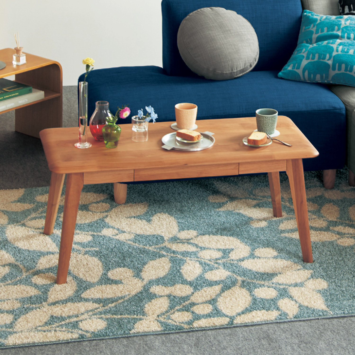 【ベルメゾン】アルダー材の引出し付きリビングローテーブル 【ベルメゾン】アルダー材の引出し付きリビングローテーブル