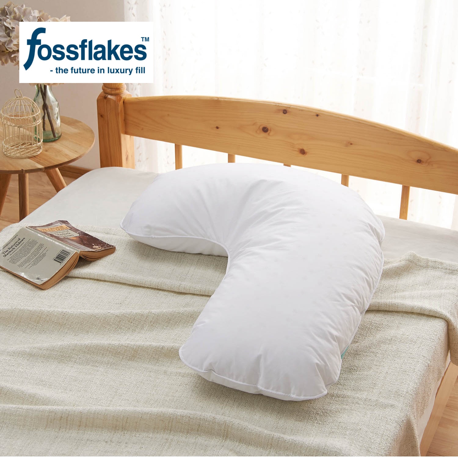 安価 ワタナベ ホワイト 横向き寝用枕 枕 56×66×27cm ホワイト フォス