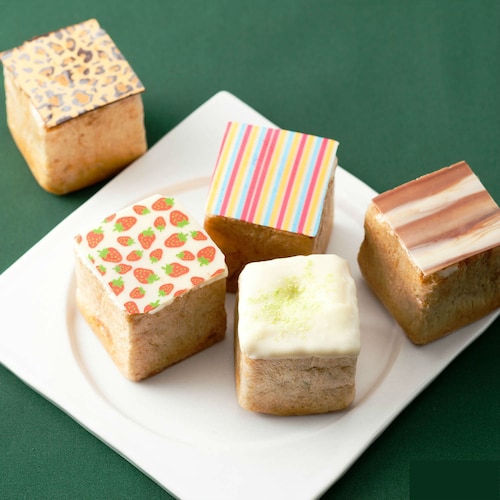 個包装・５種類の味 四角いシュークリーム キューブシューセット