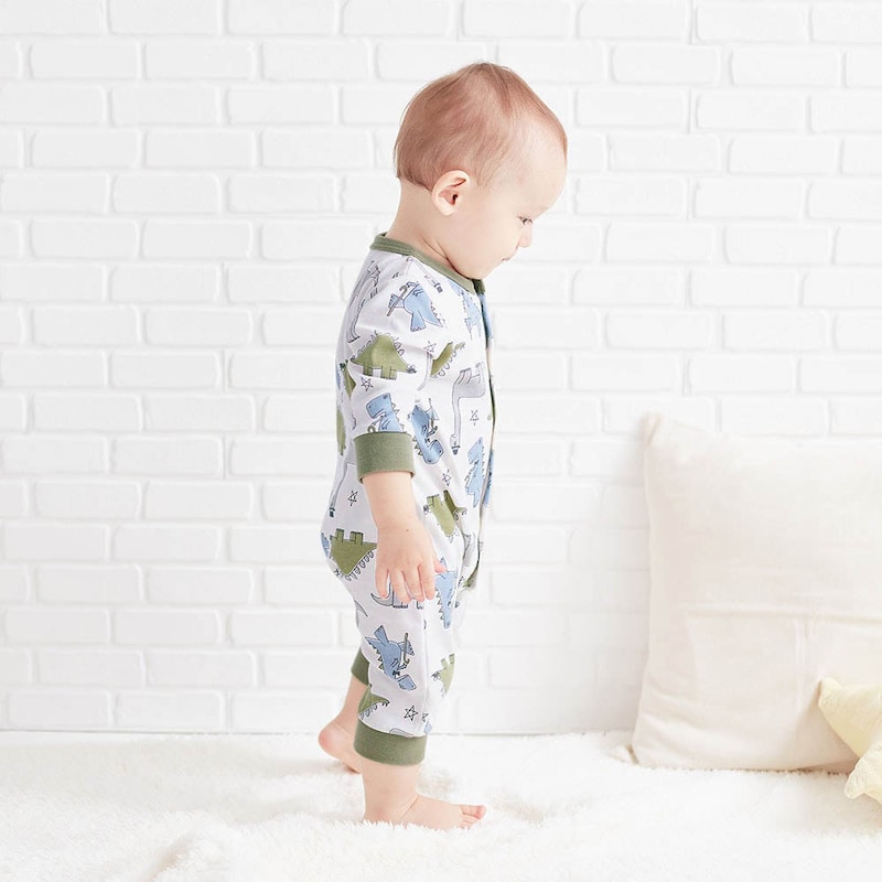 オフホワイト恐竜／モデル身長75㎝・70サイズ着用